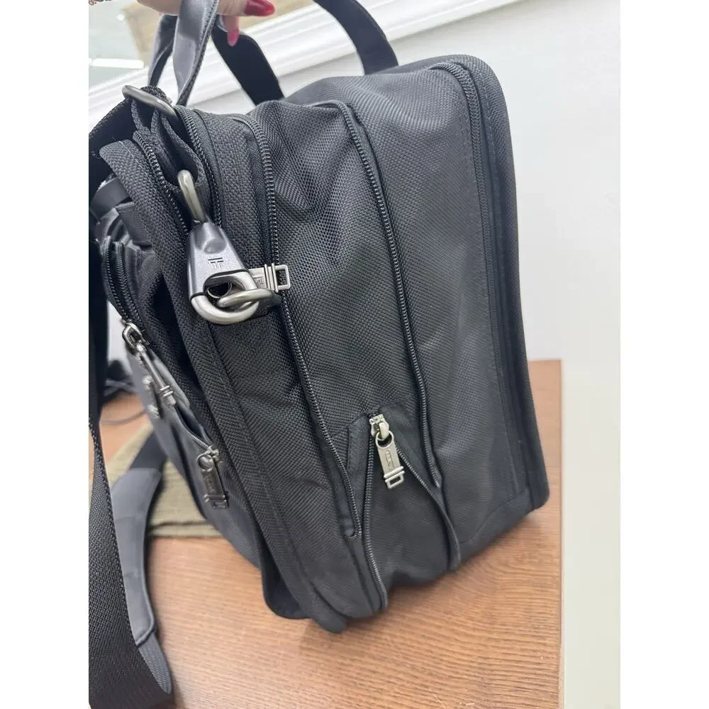Tumi 26160 Alpha 3 Expandable Organizer Laptop Briefcase Large - Black (pu100th